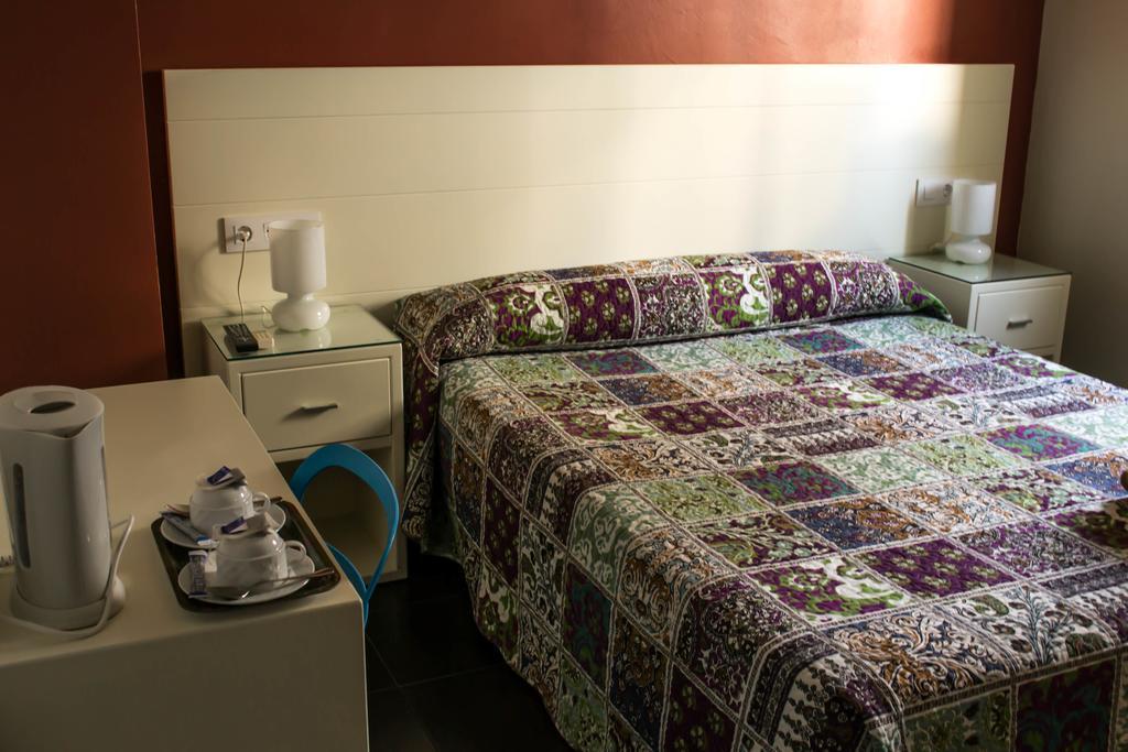סביליה Hostal San Vicente II חדר תמונה