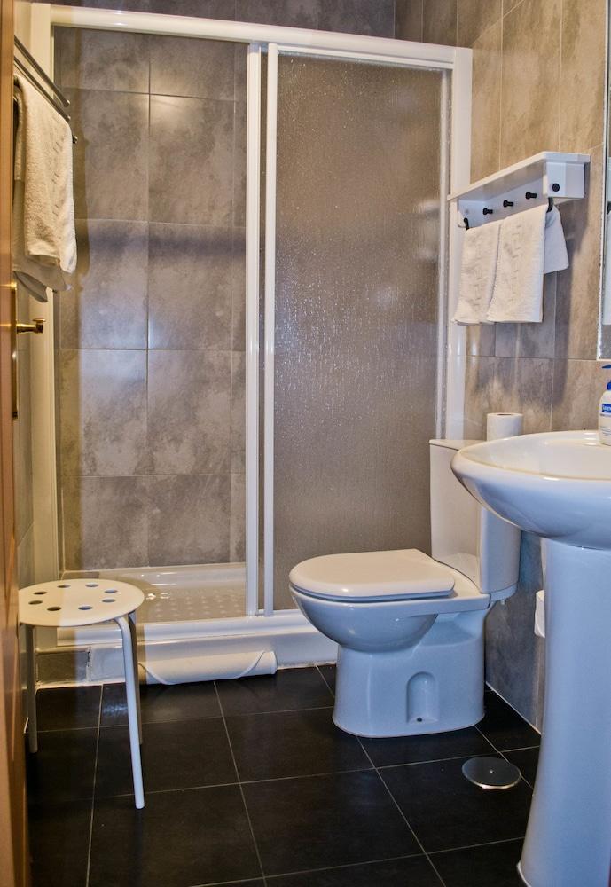 סביליה Hostal San Vicente II מראה חיצוני תמונה